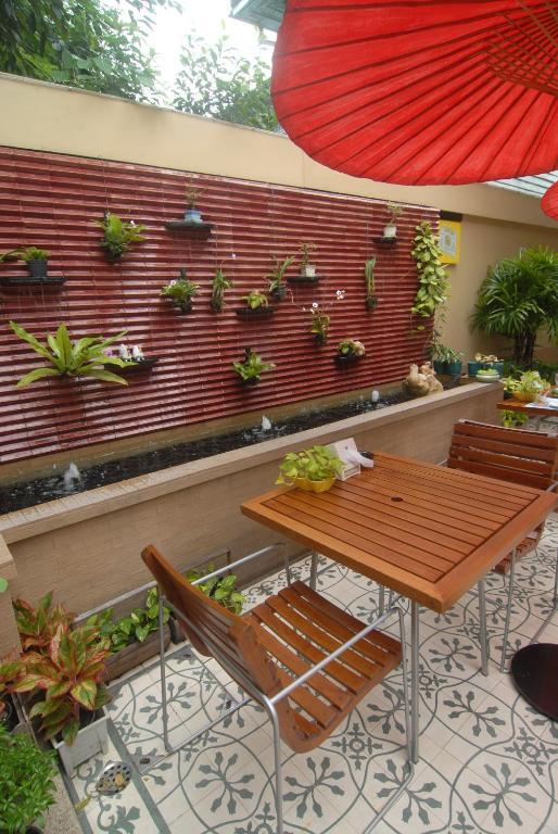 Baan Dinso Hostel Bangkok Exterior foto